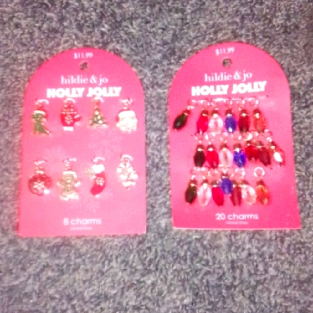🎄 hildie & jo Holly Jolly Christmas Charms Jewelry Bracelet Necklace Earrings